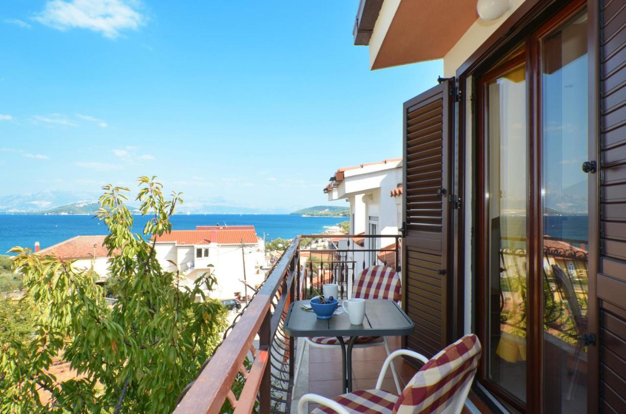 Apartments By The Sea Slatine, Ciovo - 12176 Exteriör bild