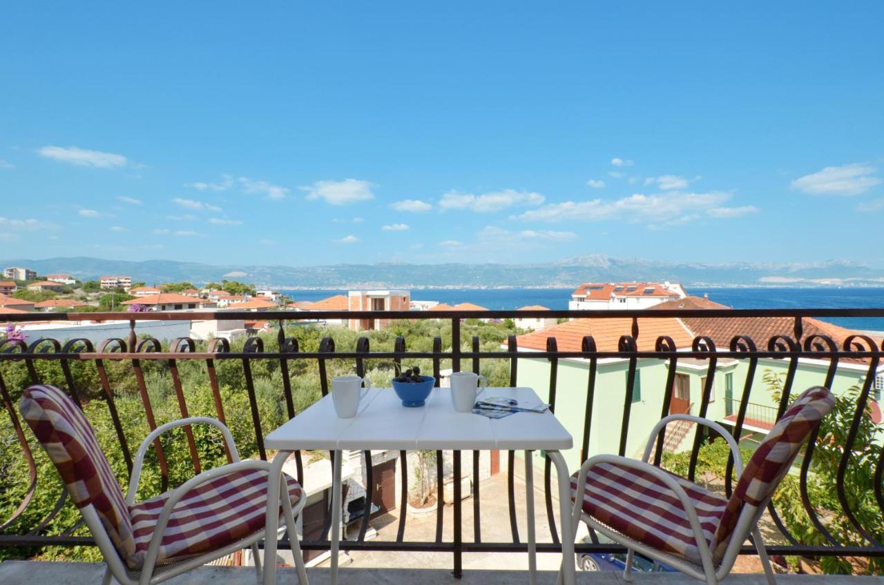 Apartments By The Sea Slatine, Ciovo - 12176 Exteriör bild